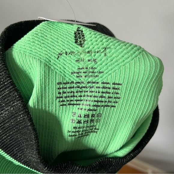 FP Movement By Free People Prajna Fresh Cut Green Ribbed Yoga Shorts Sz M/L NWT - Picture 9 of 16